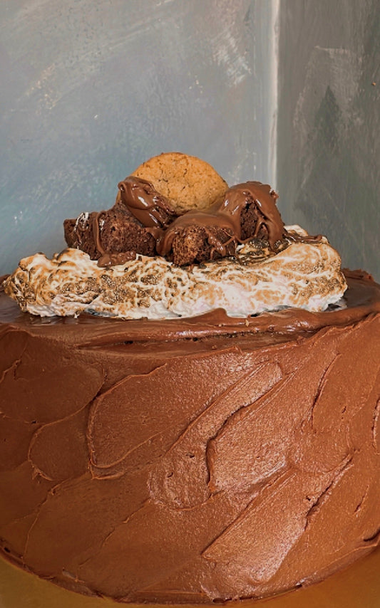 S`MORES CAKE