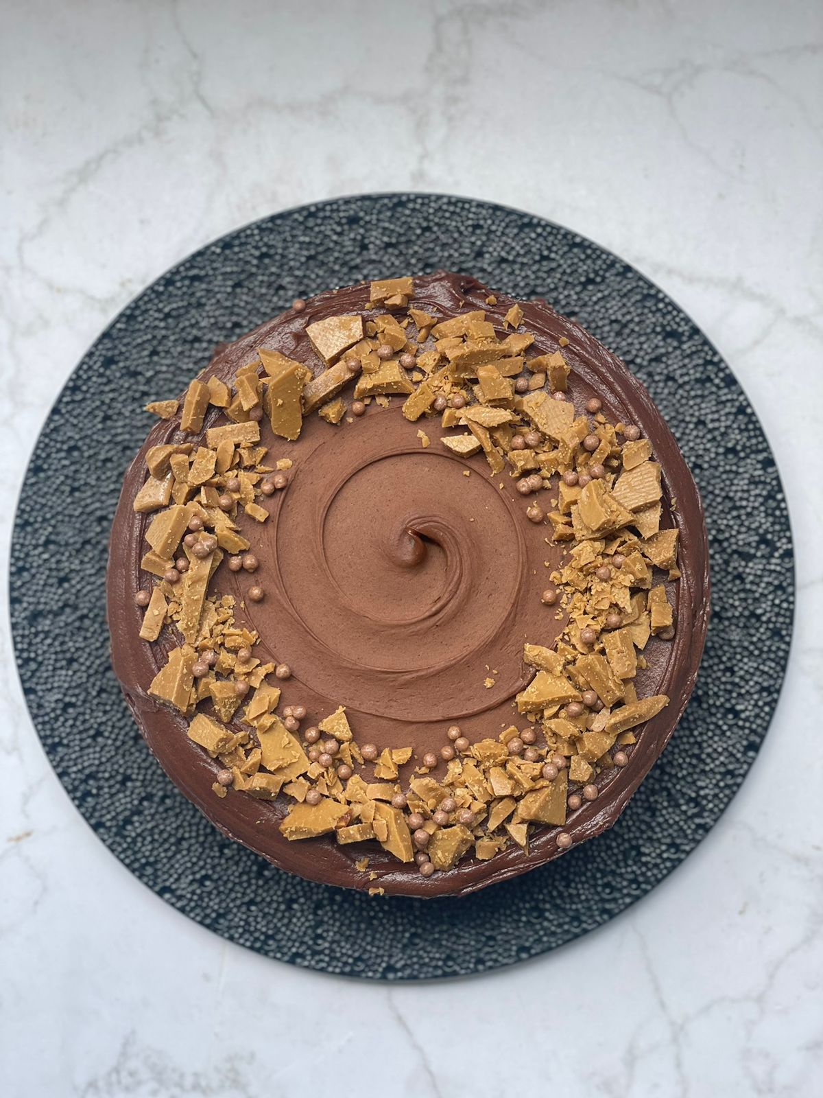 PASTEL DE CHOCOLATE CON TOFFEE - Recetario Digital